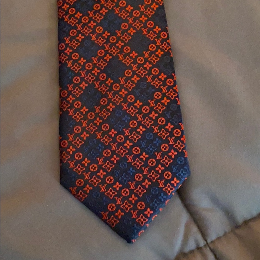 Louis Vuitton Navy and Red Tie